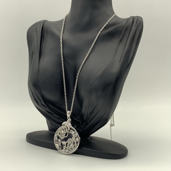 Vintage Elegant Silver Tone CZ Circle Floral Design Pendant Magnifier Necklace - Picture 4 of 11